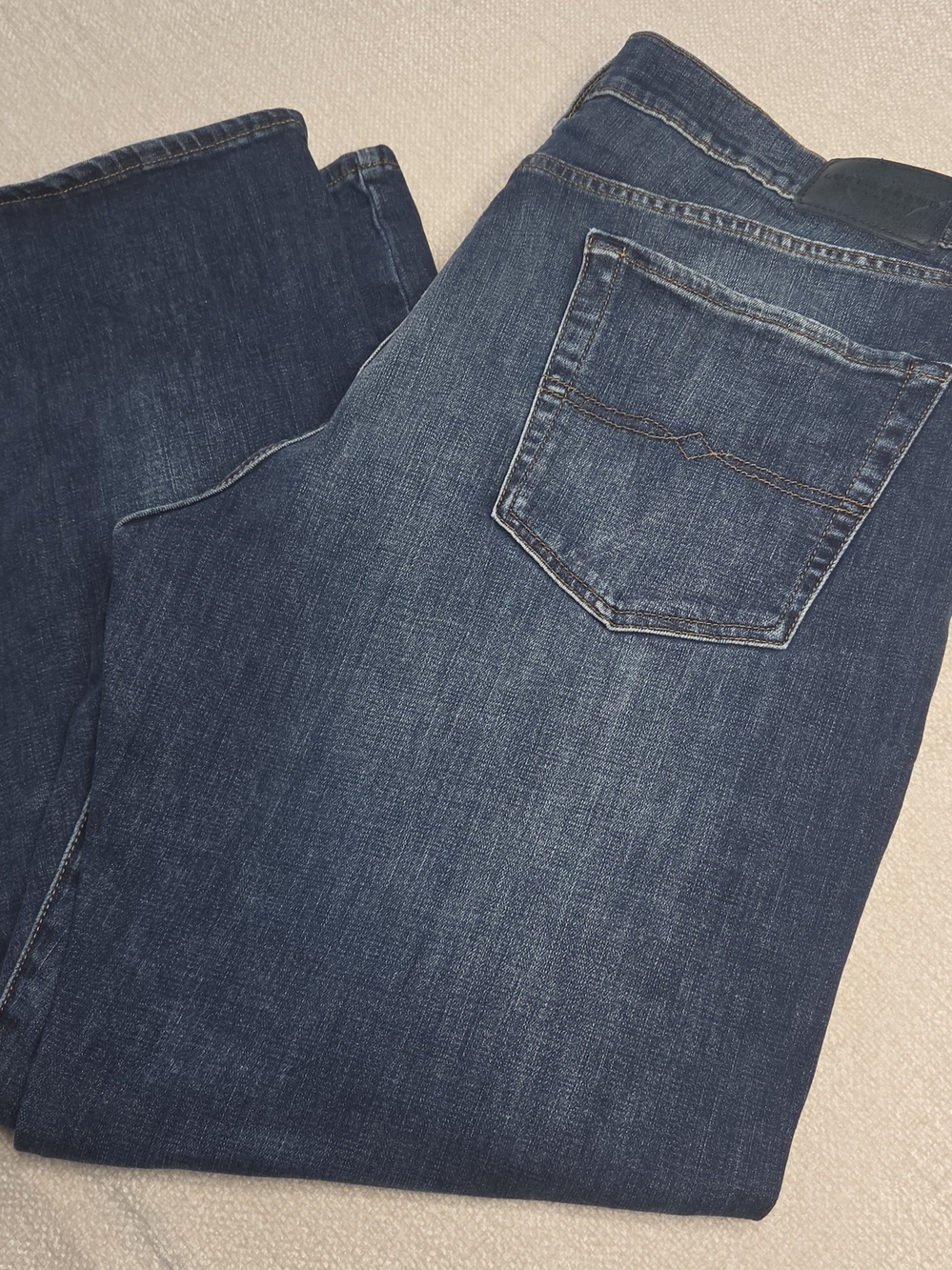 Old Navy Men's Medium Dark Blue Straight Jeans